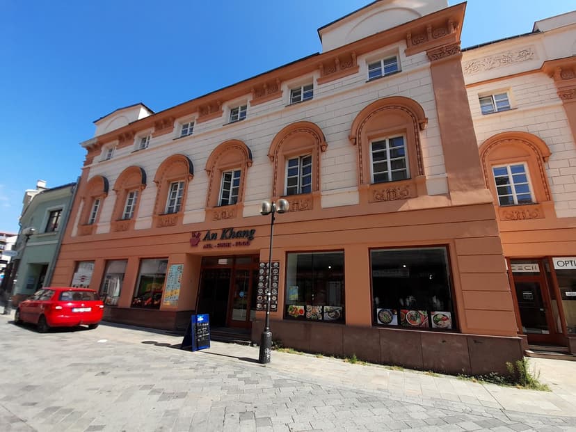AnKhang bistro a Sushi Přerov 6