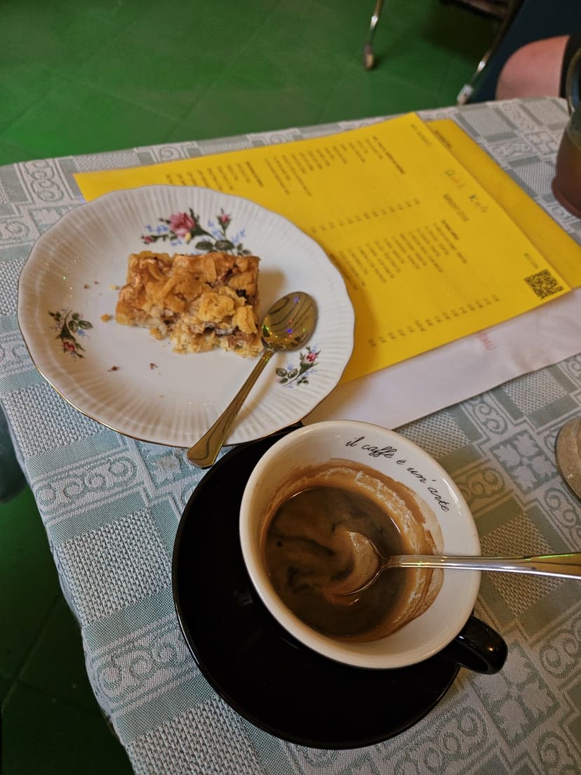 Antik Kafe 1
