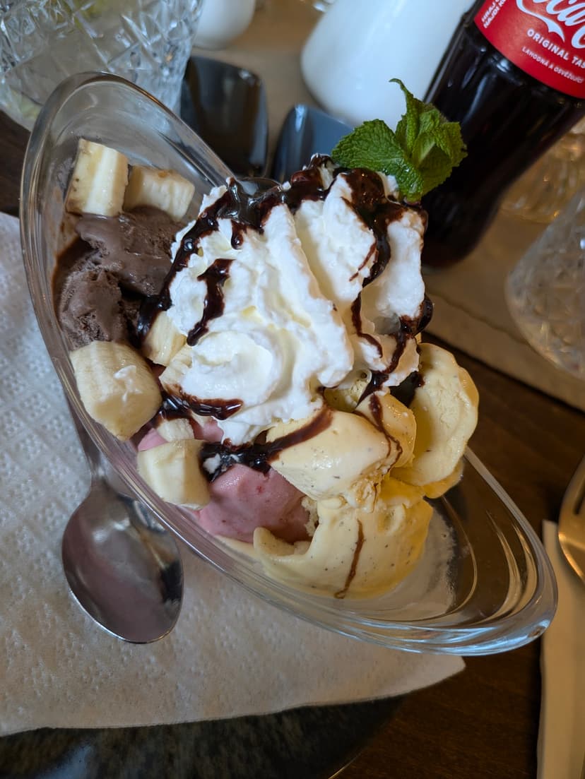 Arco Café&Restaurant 2