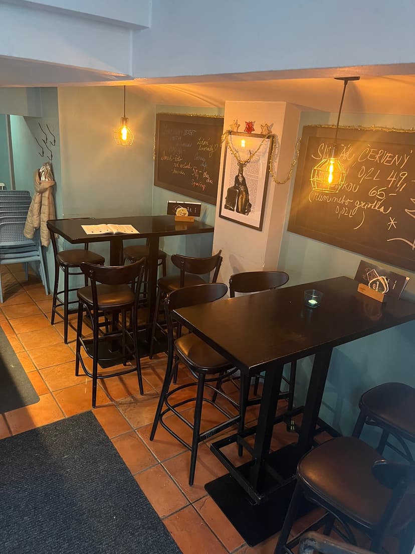 Bar Zlatý Jelen 2