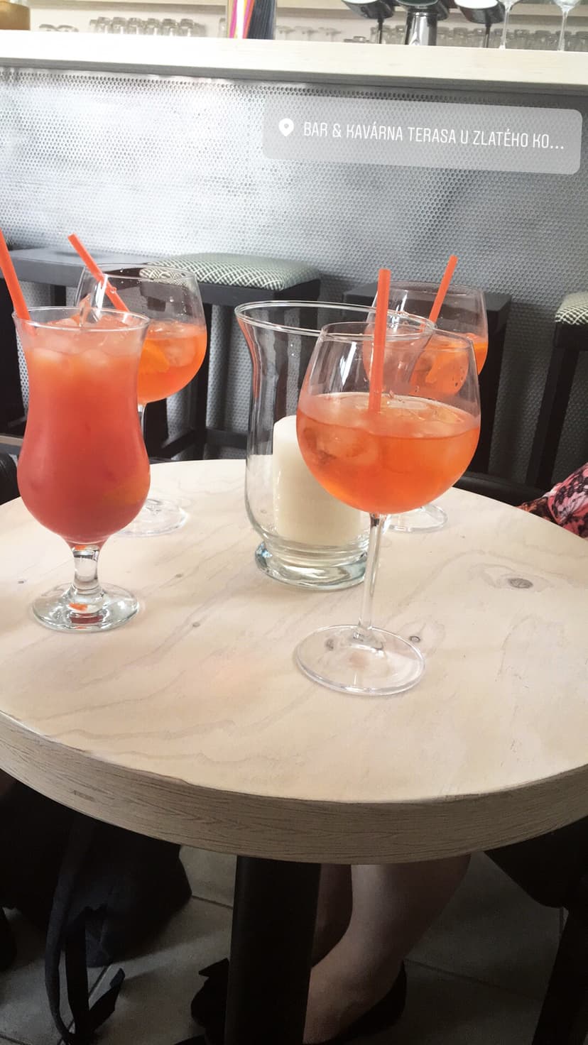 Bar&Terasa U Zlatého kohouta 4