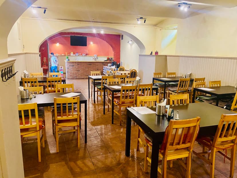 BD Tandoori Restaurace 10