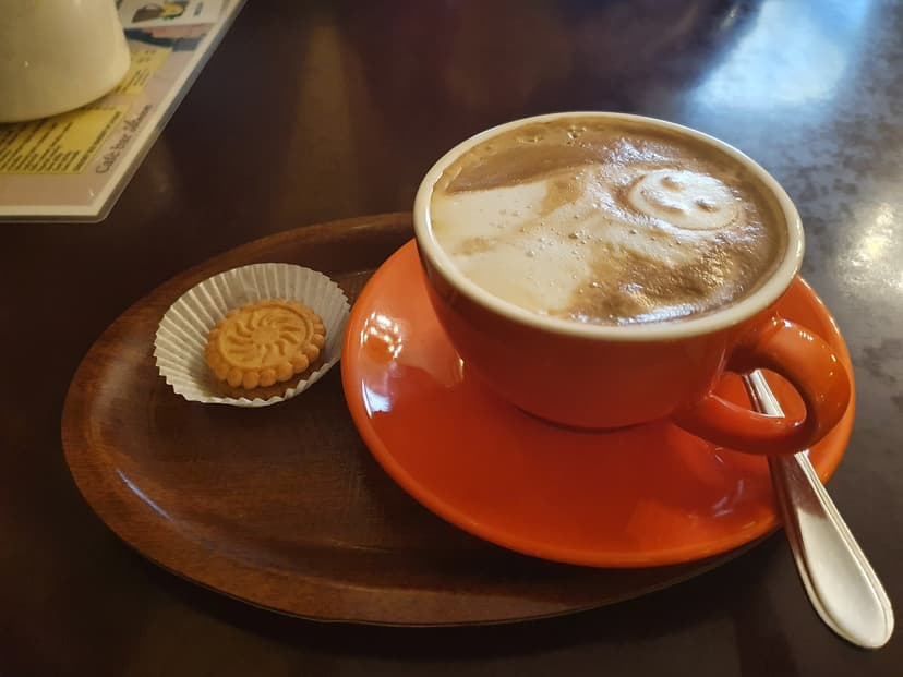 Cafe Bar Atrium 4