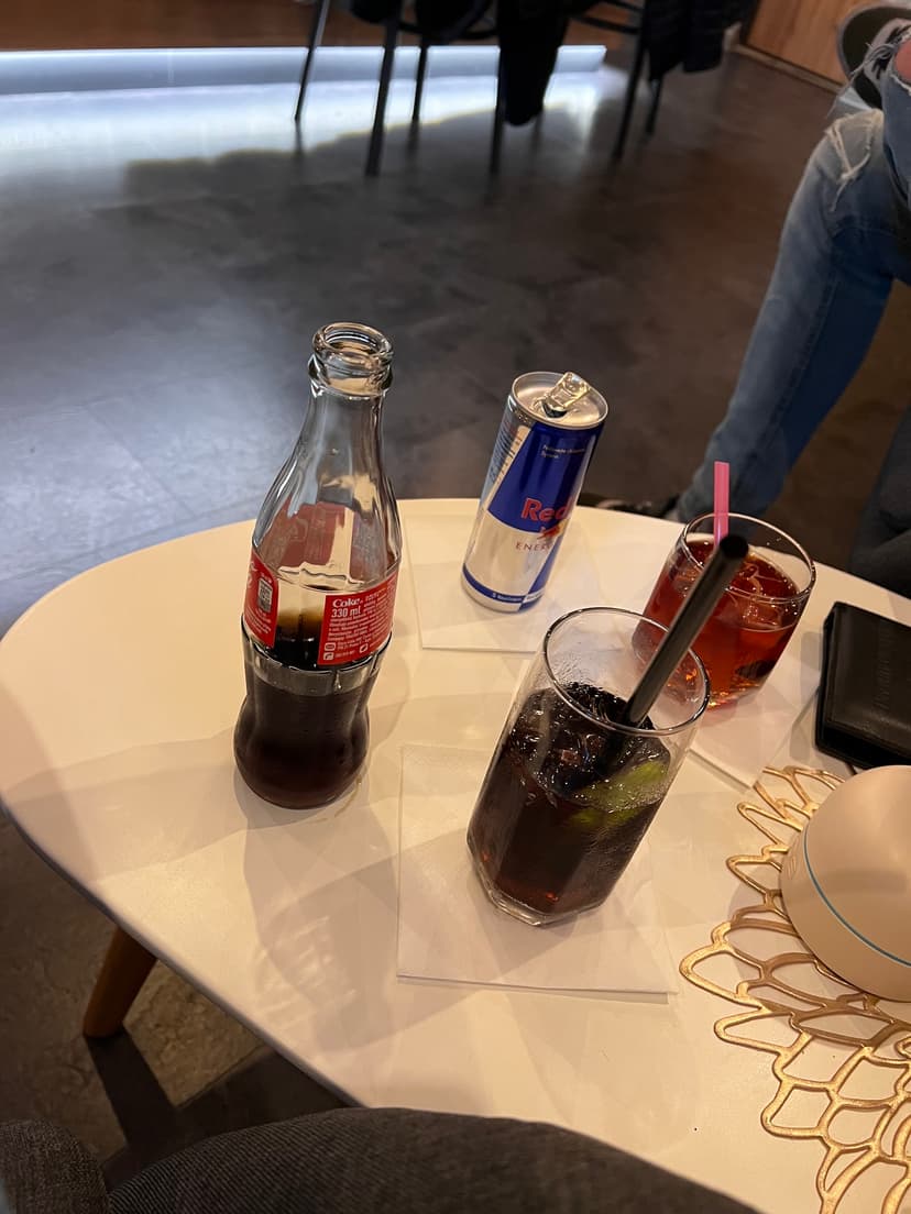 Cafe Bar Poshta420 4