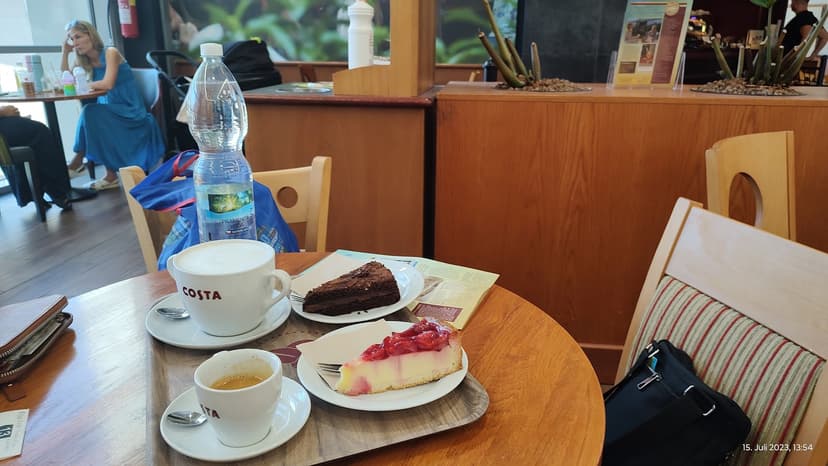 Costa Coffee 8