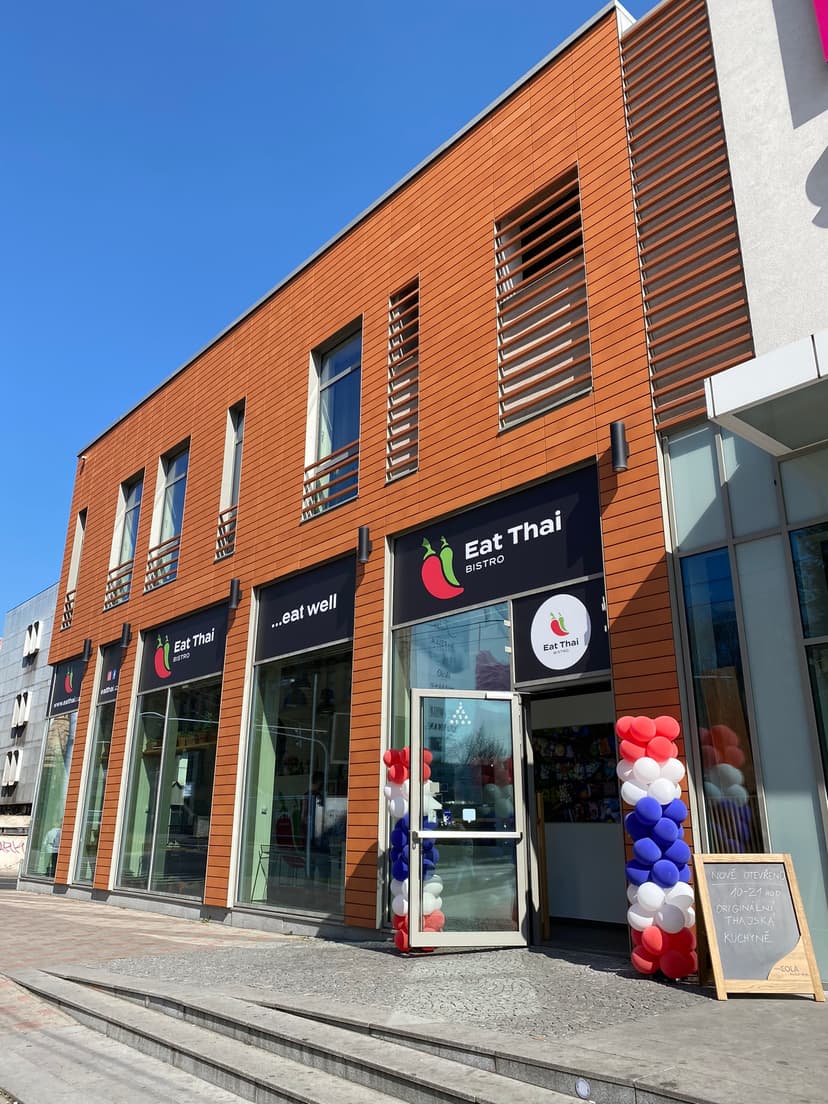 Eat Thai Bistro - Galerie Teplice 10