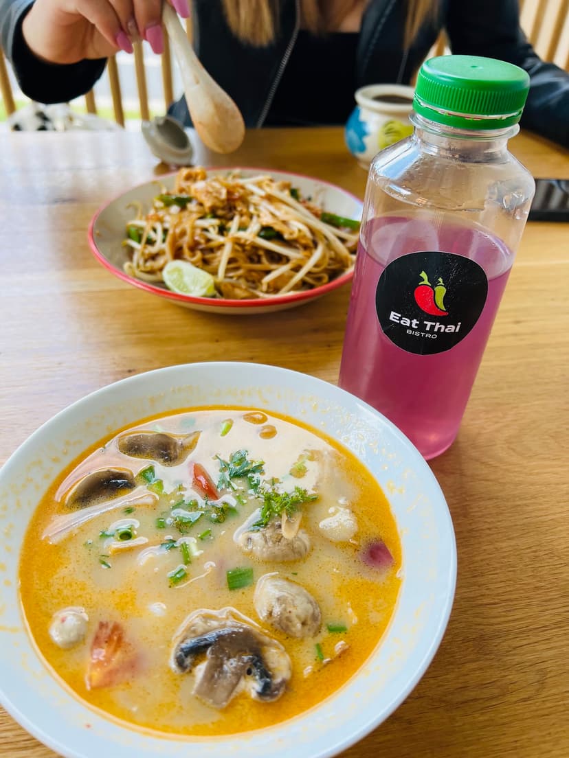 Eat Thai Bistro - Galerie Teplice 2