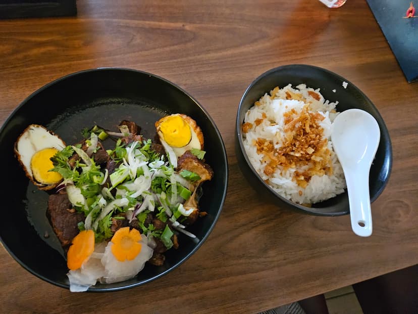 GAO VIÊT - Restaurace a sushi bar 9