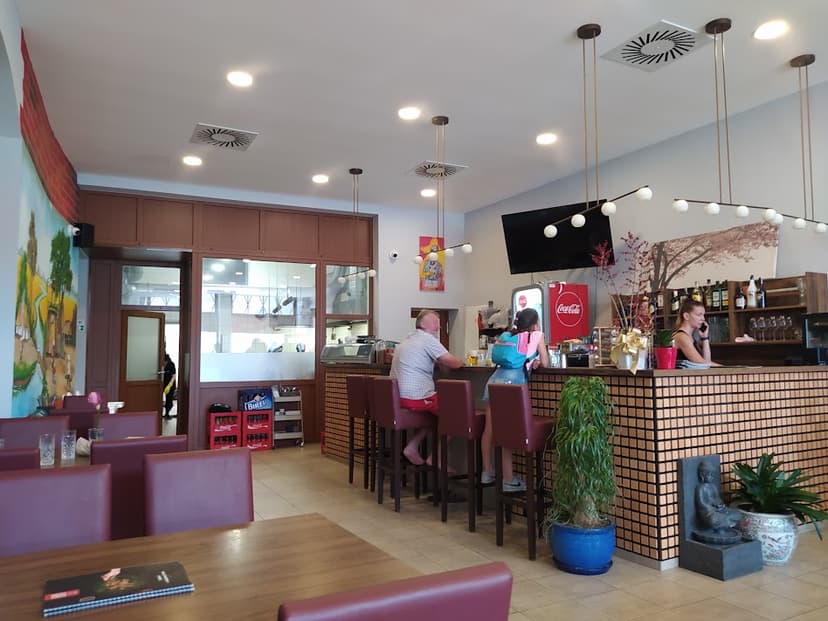 GAO VIÊT - Restaurace a sushi bar 10