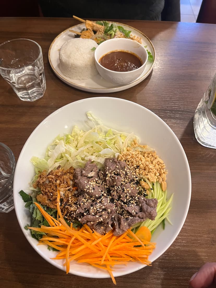 GAO VIÊT - Restaurace a sushi bar 8