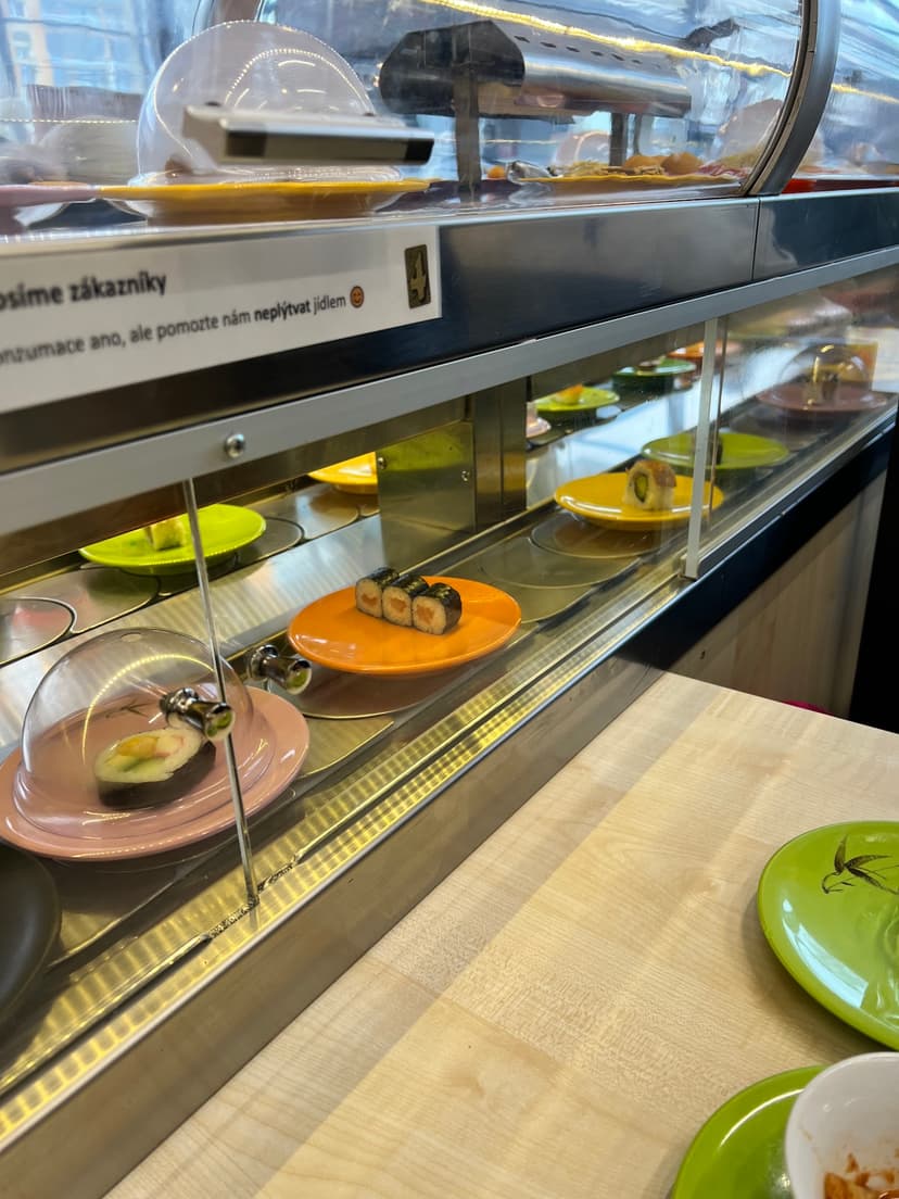 Hokkaido Running Sushi Most 7