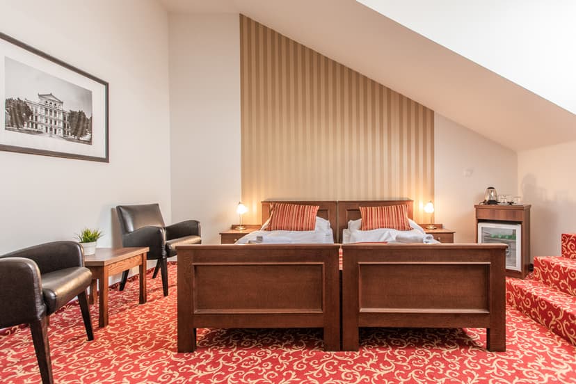 Hotel U Zlatého kohouta 1