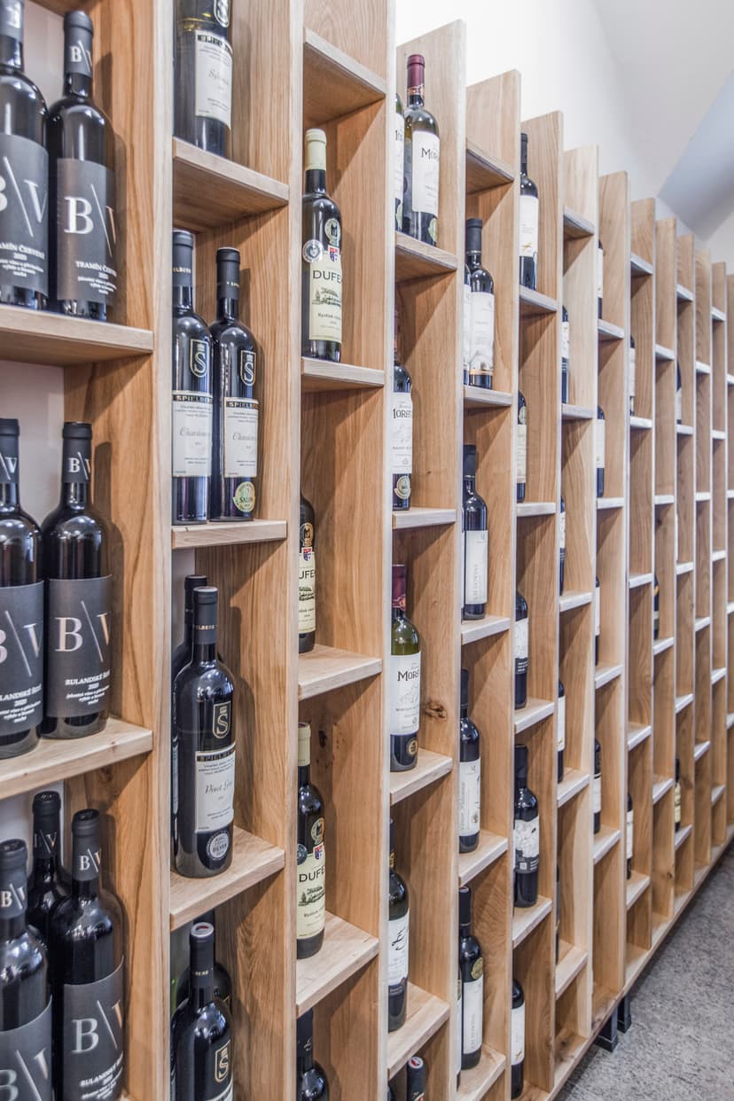 INVINO - Vinárna / Galerie vín Kroměříž 4