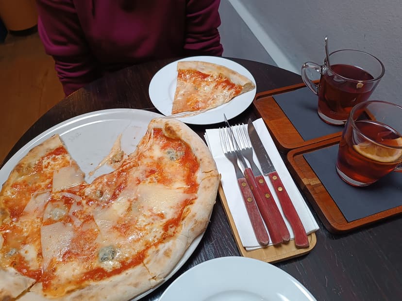 La Farina Ristorante & Pizzeria 8