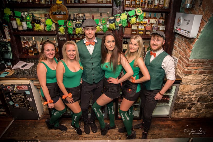 Little Island - Irish pub 10