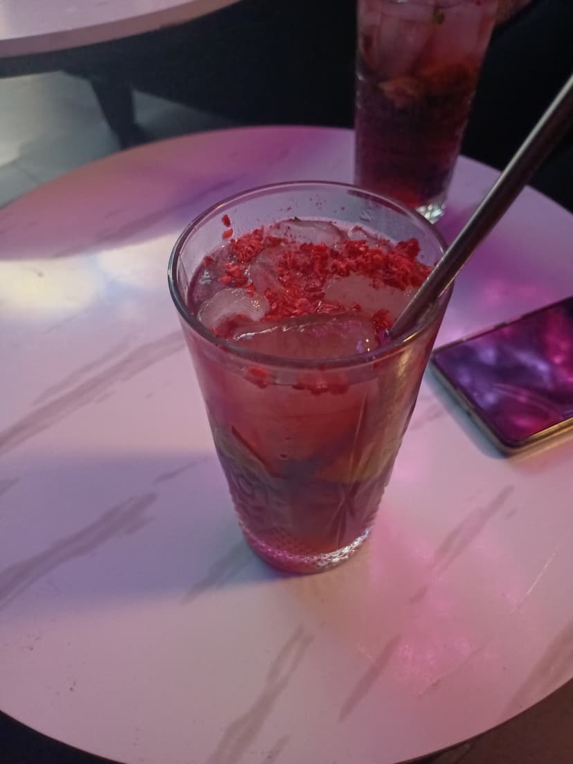 Moon Bar 6
