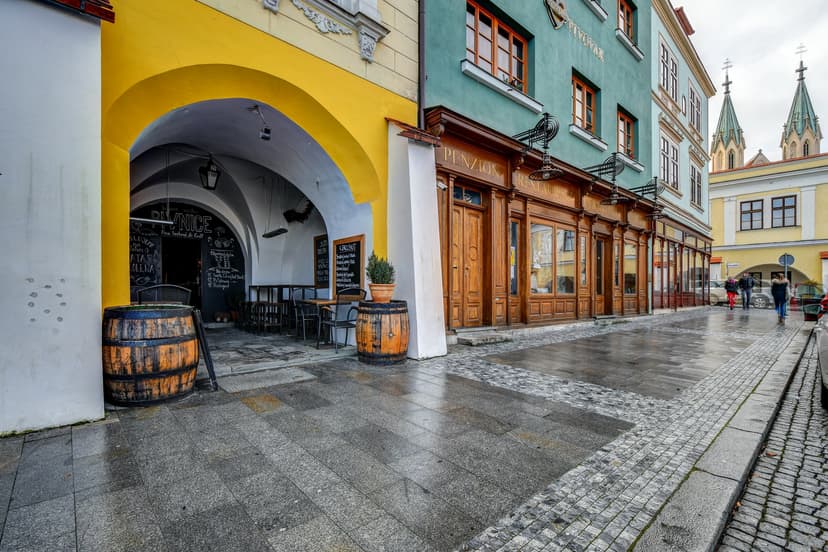 PIVOBAR něžný BARBAR 5