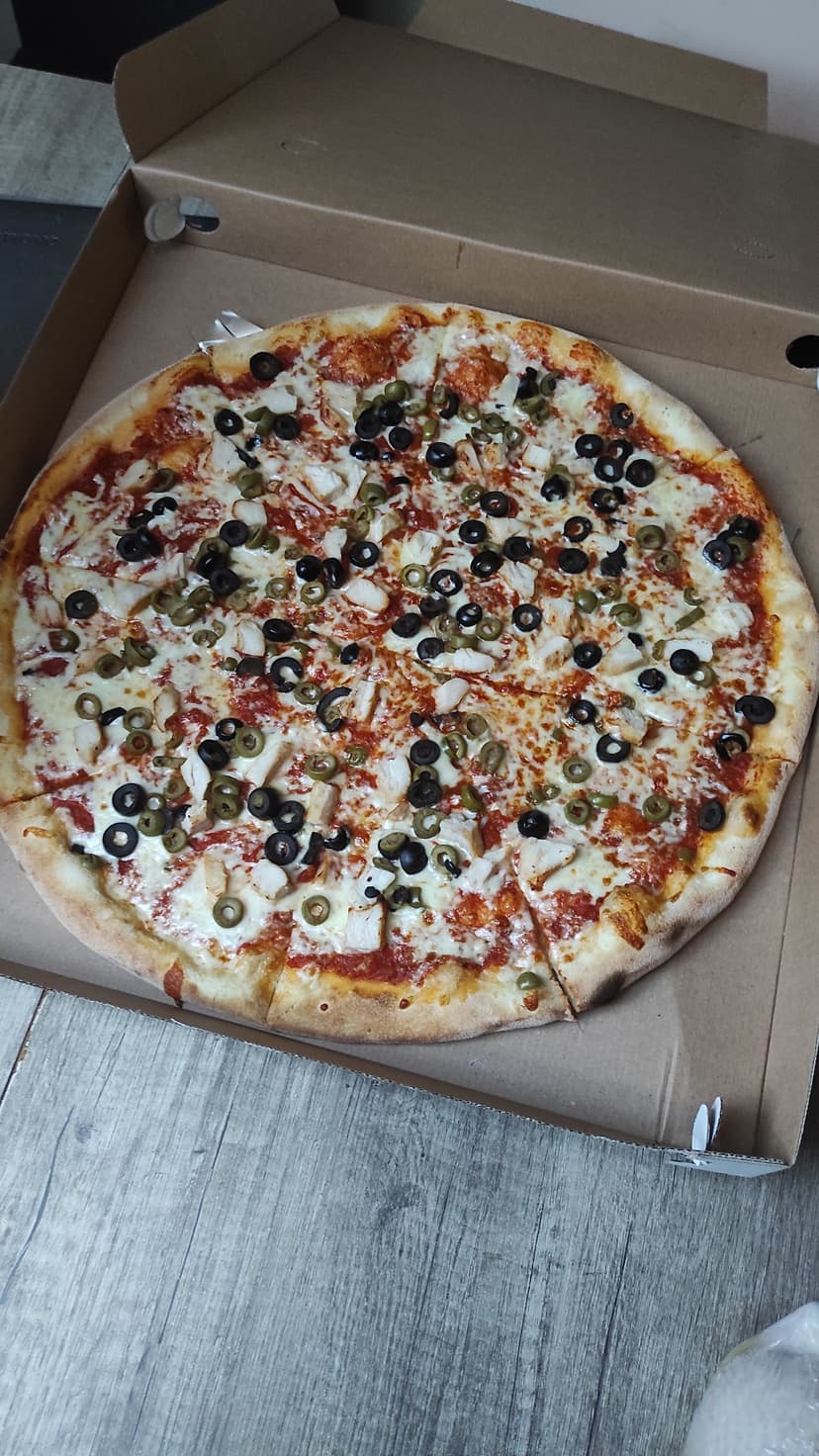Pizza&Zmrzlina Mimoza 6