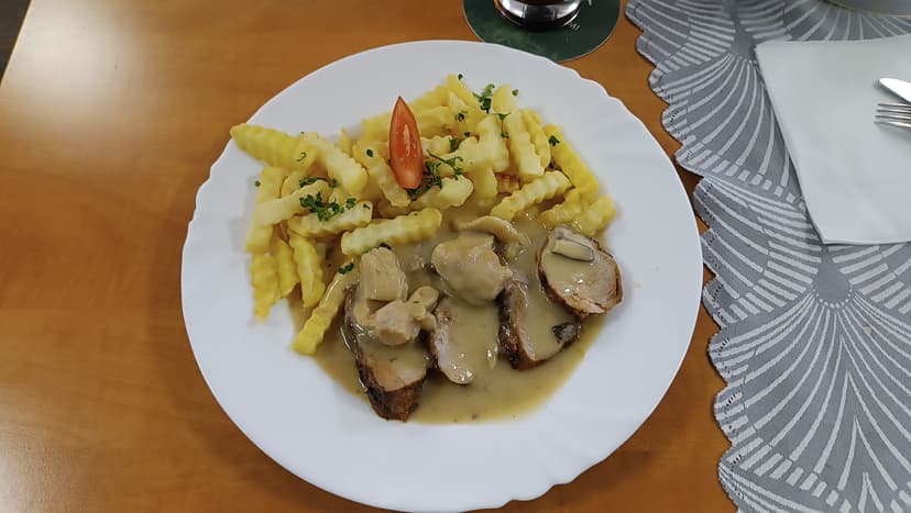 Restaurace Krystal Hodonín 1