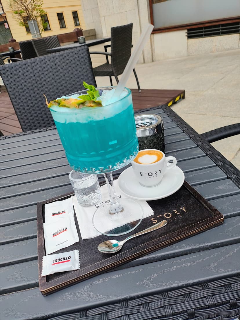 Story cafe 3