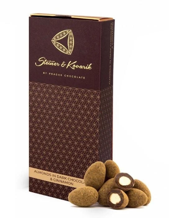 Steiner & Kovarik Mandle v hořké čokoládě a skořici