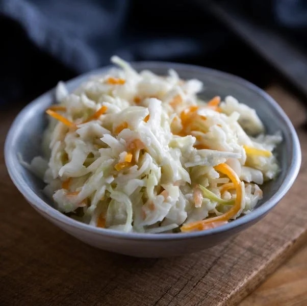 Authentic Zelný salát s jogurtem