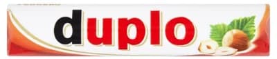 Ferrero Duplo Oplatka s polevou z mléčné čokolády a lískooříškovou náplní