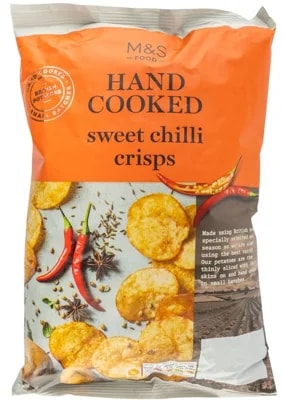 Marks & Spencer Smažené bramborové lupínky s příchutí sladkého chilli