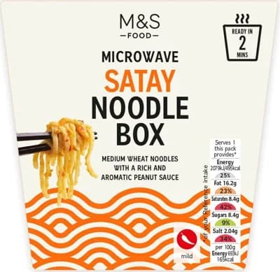 Marks & Spencer Pšeničné nudle s arašídovou omáčkou satay