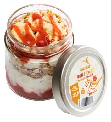 Rohlik.cz Hustej jogurt s müsli, banány a jahodami