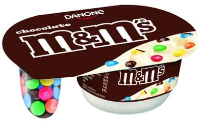 Danone Jogurt s M&M's dražé z mléčné čokolády