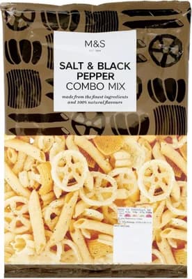 Marks & Spencer Bramborový snack se solí a černým pepřem