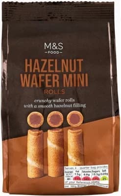 Marks & Spencer Mini trubičky s lískooříškovou náplní