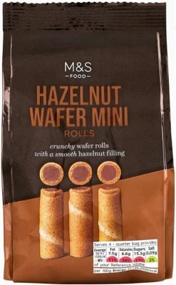 Marks & Spencer Mini trubičky s lískooříškovou náplní