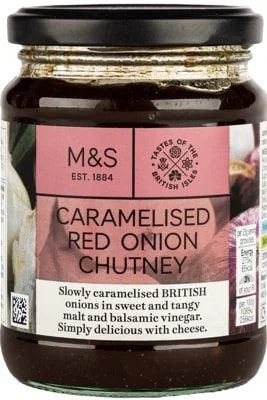 Marks & Spencer Chutney ze zkaramelizované červené a bílé cibule