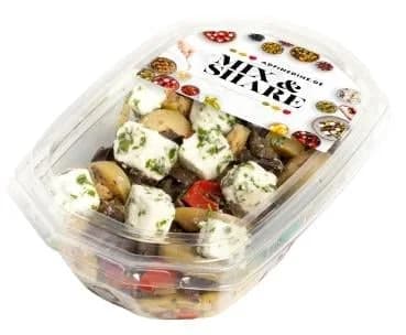 Mix&Share Pikantní marinovaný salát se sýrem feta