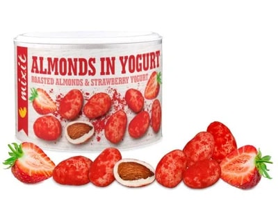 Mixit Mandle v jogurtu s jahodovým prachem