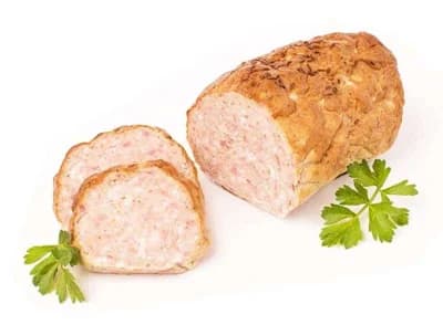 Fiala uzeniny z masa Pečená milovická sekaná