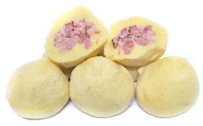 Poctivý knedlík Bramborové knedlíky plněné uzeným masem