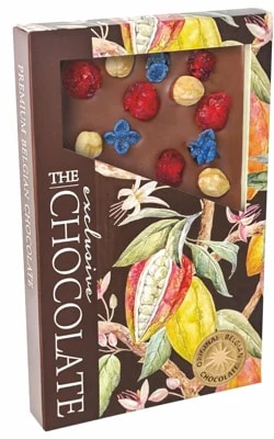 The Chocolate Formovaná mléčná čokoláda s lískovými oříšky, třešněmi a fialkami
