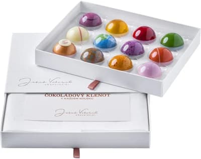 Jakub Vobořil chocolatier Kolekce 12 čokoládových pralinek