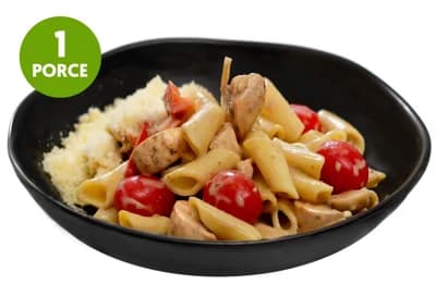 Těstoviny penne s hříbkovým krémem a čerstvou zeleninou (set k přípravě hotového jídla)