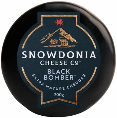 Snowdonia Cheddar black bomber extra uleželý sýr