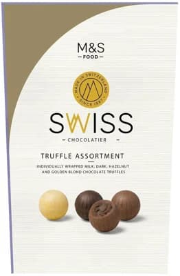 Marks & Spencer Kolekce pralinek s jemnou lanýžovou náplní