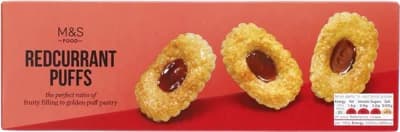Marks & Spencer Sušenky z listového těsta s náplní s rybízovou příchutí