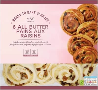 Marks & Spencer Šneci z máslového těsta s rozinkami k dopečení