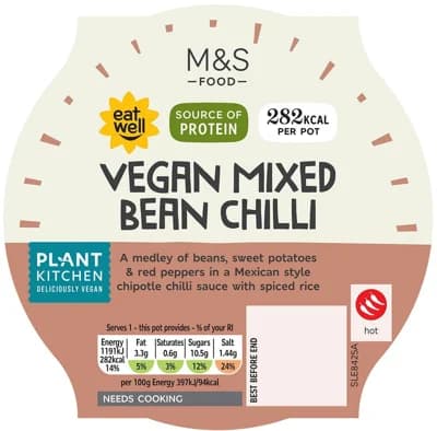 Marks & Spencer Směs vařené bílé rýže, fazolí, batátů, papriky a žampiónů v rajčatové omáčce