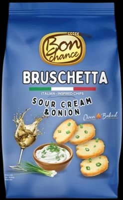 Bon Chance Bruschetta chlebové chipsy zakysaná smetana a jarní cibulka