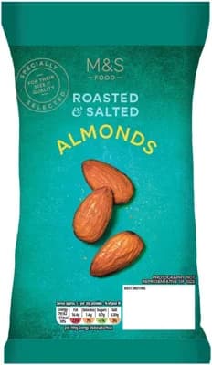 Marks & Spencer Mandle pražené solené